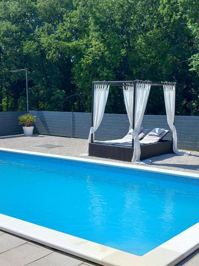 Villa Hedonia بوريتش المظهر الخارجي الصورة
