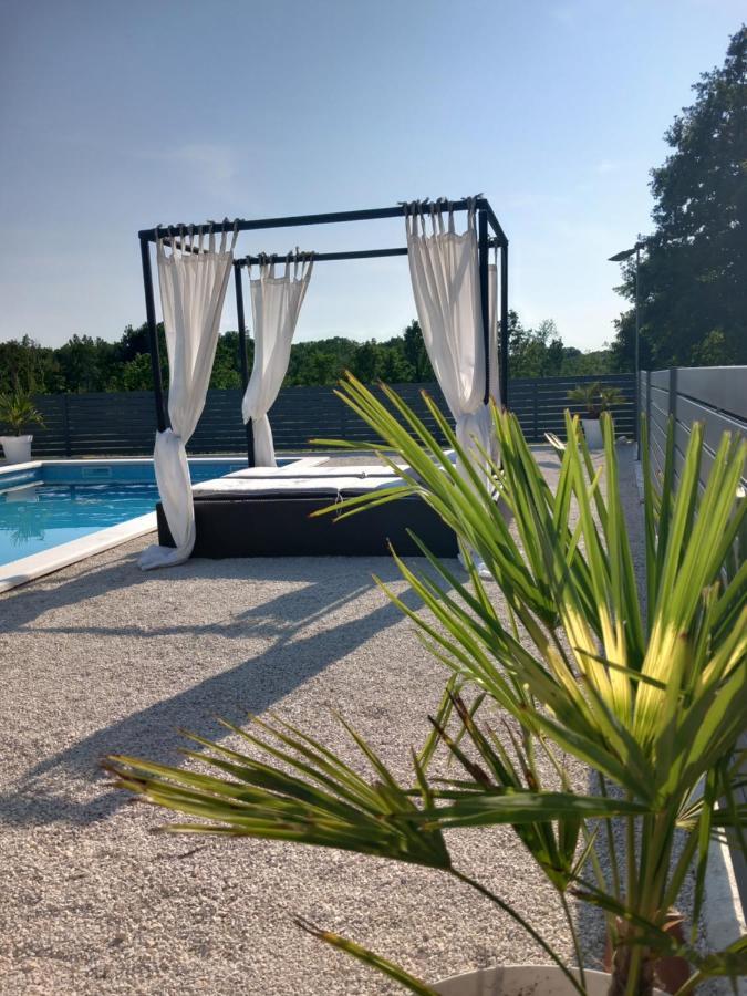 Villa Hedonia بوريتش المظهر الخارجي الصورة
